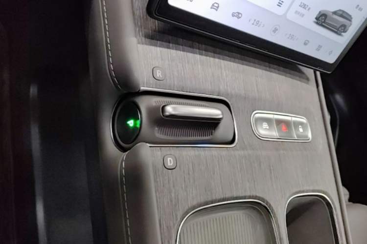 Used Nio ES7 2022 100kWh First Edition Gear Lever