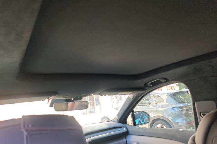 Used Nio ES7 2022 75 kWh Headliner