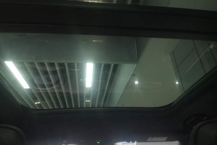 Used Nio ES7 2022 75 kWh Headliner
