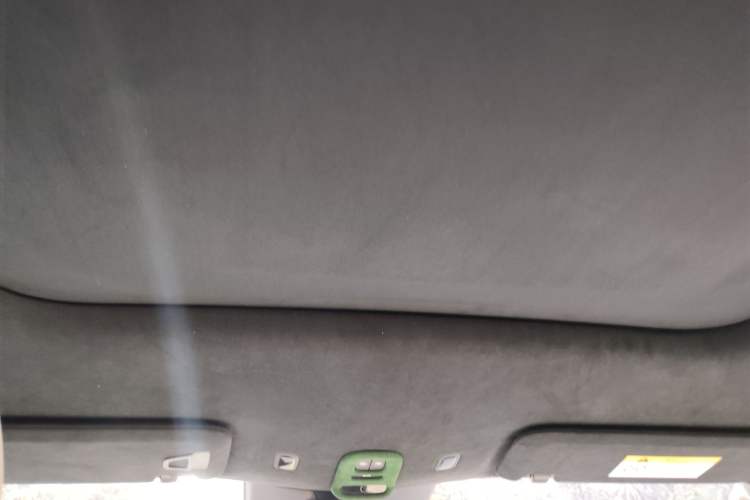 Used Nio ES7 2022 75 kWh Headliner