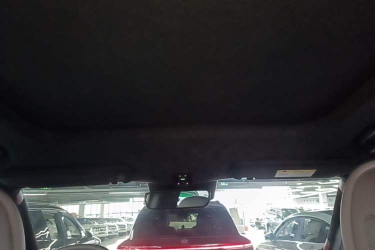 Used Nio ES7 2022 75 kWh Headliner