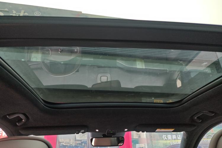 Used Nio ES7 2022 75 kWh Headliner