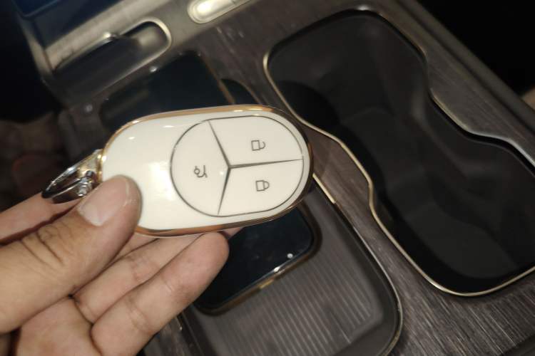 Used Nio ES7 2022 75 kWh Interior 1