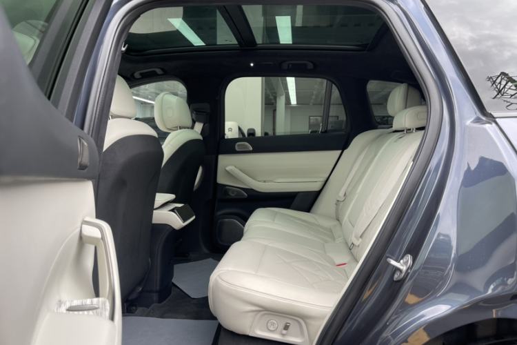 Used Nio ES7 2022 100kWh First Edition Interior 10