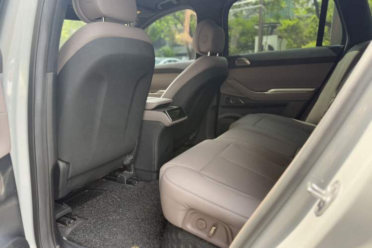 Used Nio ES7 2022 75 kWh Interior 2