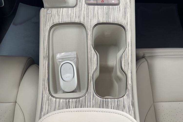 Used Nio ES7 2022 100kWh First Edition Interior 4