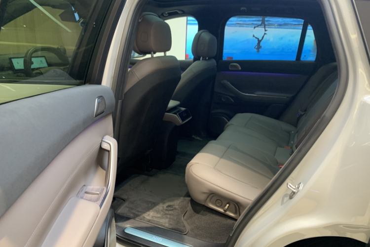 Used Nio ES7 2022 75 kWh Interior 5