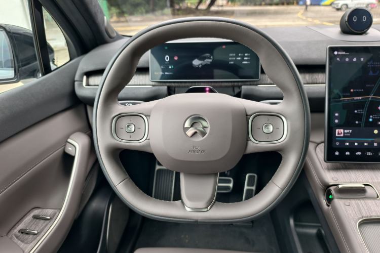 Used Nio ES7 2022 75 kWh Interior 5