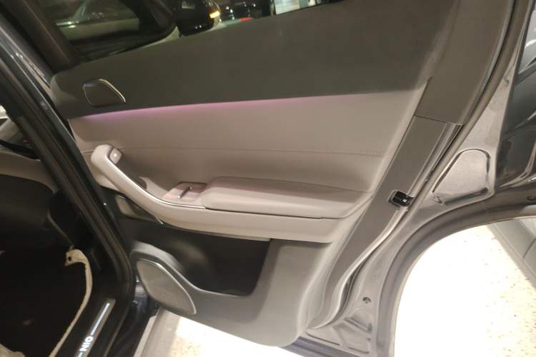 Used Nio ES7 2022 75 kWh Interior 6