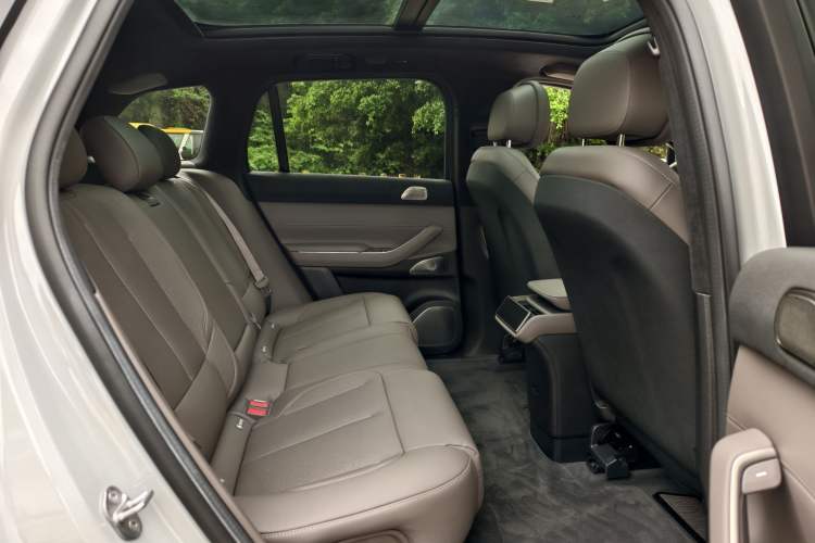 Used Nio ES7 2022 75 kWh Interior 7