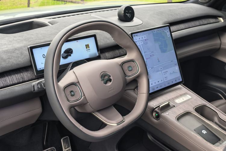Used Nio ES7 2022 75 kWh Interior 7