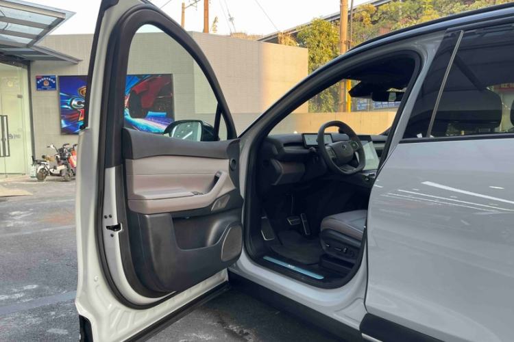 Used Nio ES7 2022 75 kWh Interior 8