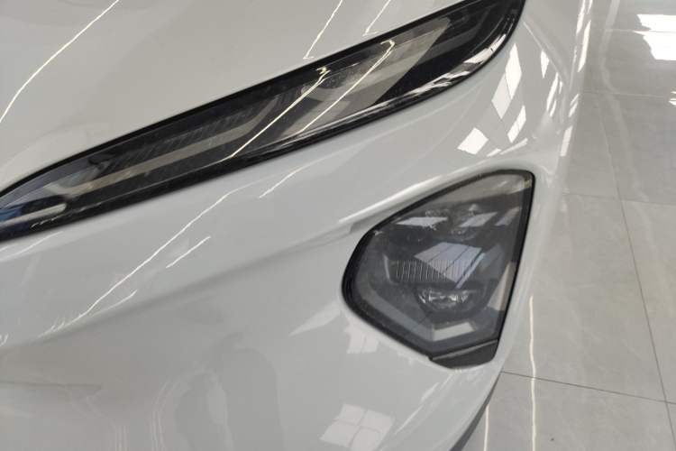 Used Nio ES7 2022 100 kWh Left Front Headlight