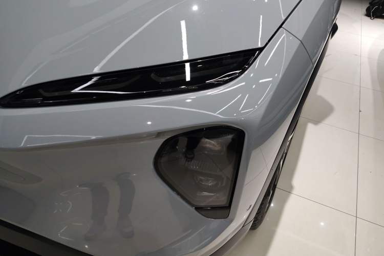 Used Nio ES7 2022 75 kWh Left Front Headlight