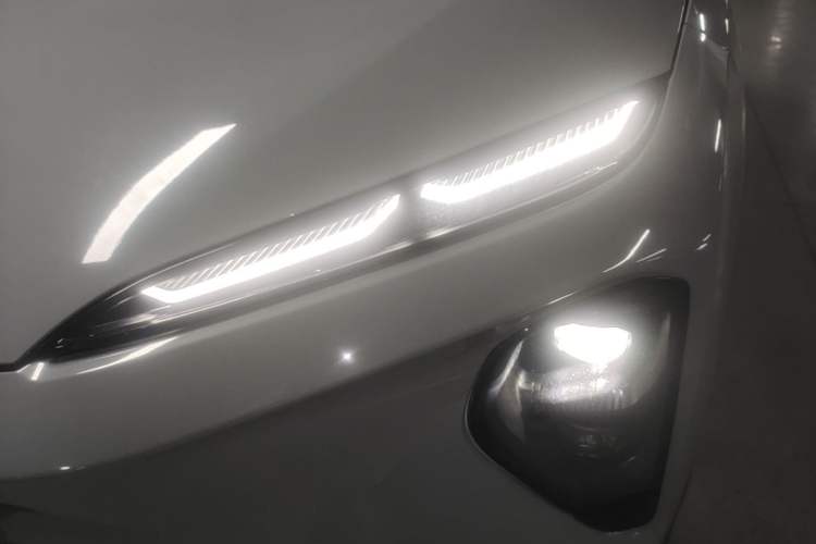 Used Nio ES7 2022 100kWh First Edition Left Front Headlight