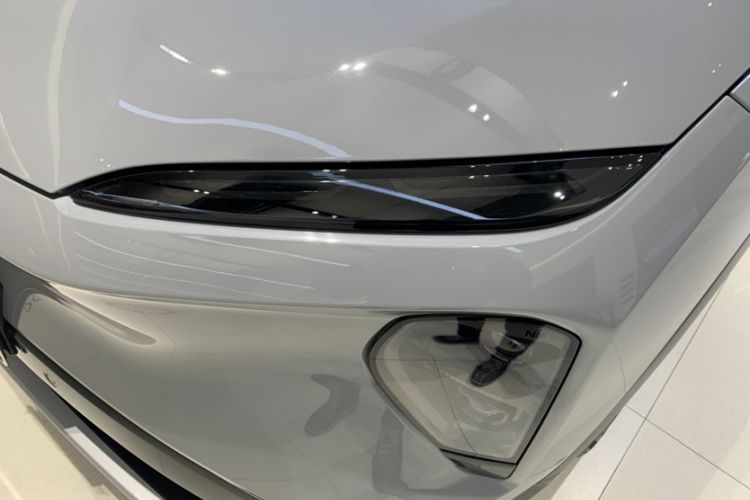 Used Nio ES7 2022 75 kWh Left Front Headlight