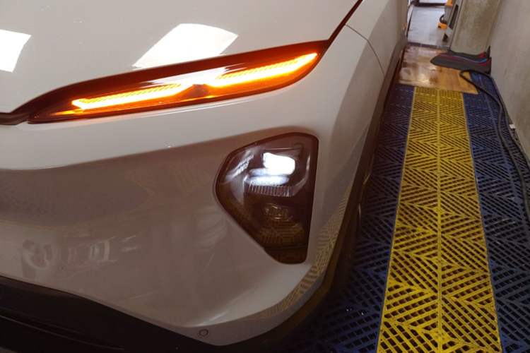 Used Nio ES7 2022 100kWh First Edition Left Front Headlight