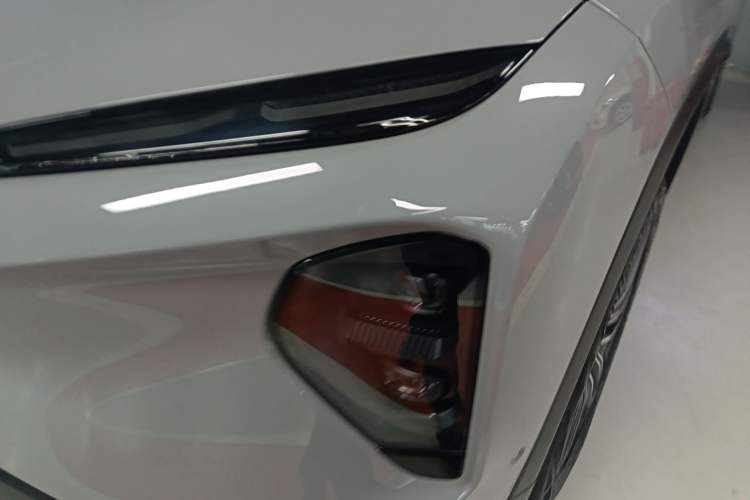 Used Nio ES7 2022 75 kWh Left Front Headlight