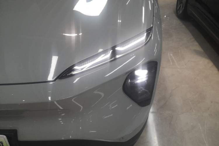 Used Nio ES7 2022 75 kWh Left Front Headlight