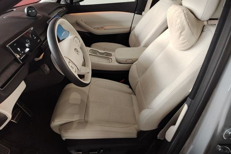 Used Nio ES7 2022 75 kWh Left Front Seat
