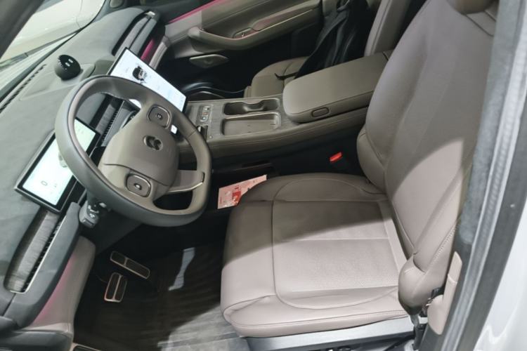 Used Nio ES7 2022 75 kWh Left Front Seat