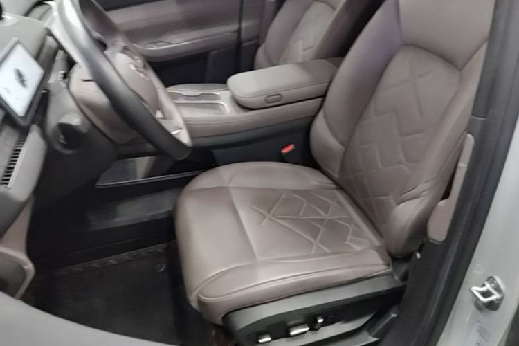 Used Nio ES7 2022 100kWh First Edition Left Front Seat