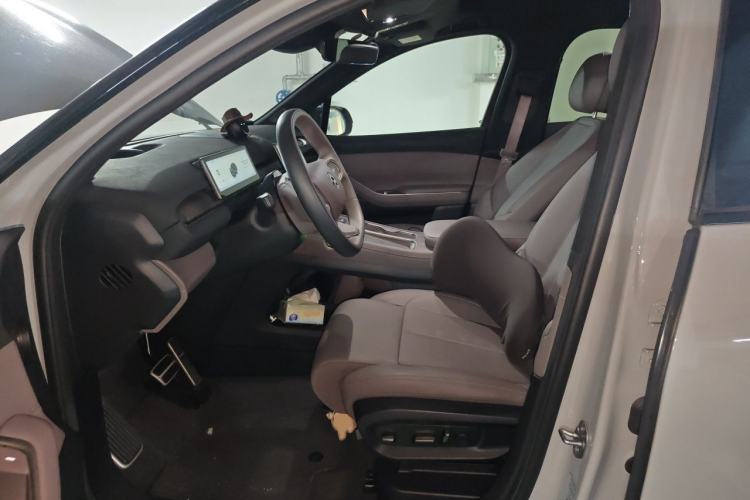 Used Nio ES7 2022 75 kWh Left Front Seat