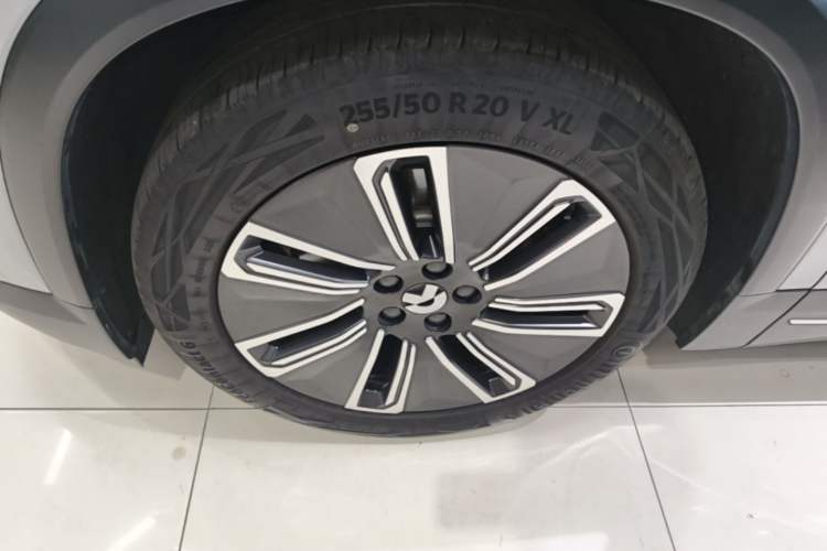 Used Nio ES7 2022 75 kWh Left Front Wheel Hub