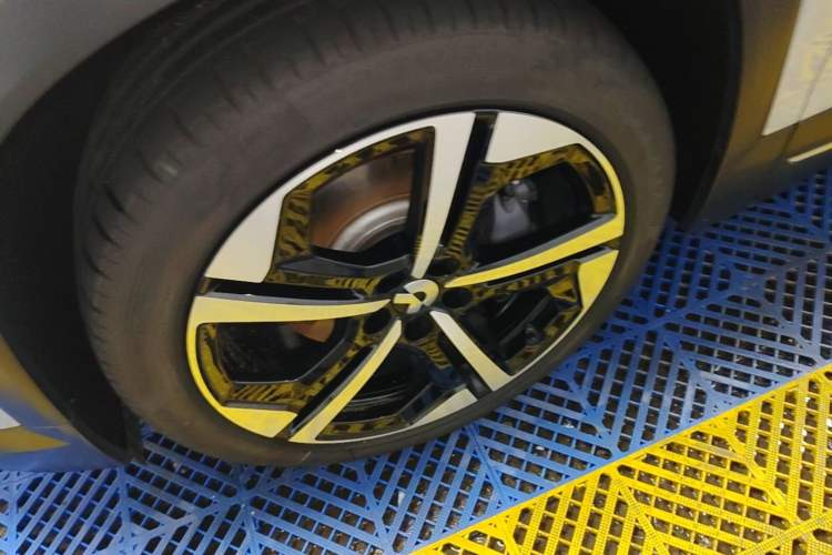 Used Nio ES7 2022 100kWh First Edition Left Front Wheel Hub