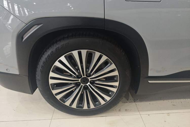 Used Nio ES7 2022 75 kWh Left Front Wheel Hub