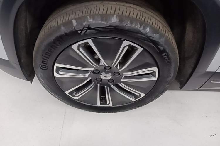 Used Nio ES7 2022 75 kWh Left Front Wheel Hub