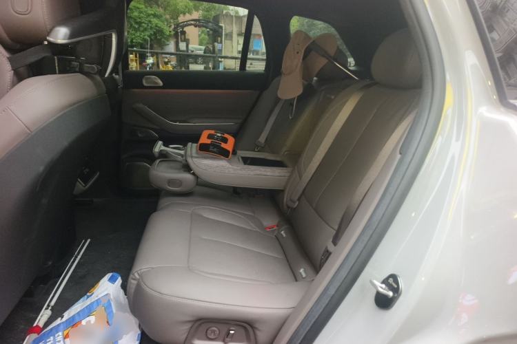 Used Nio ES7 2022 75 kWh Left Rear Seat