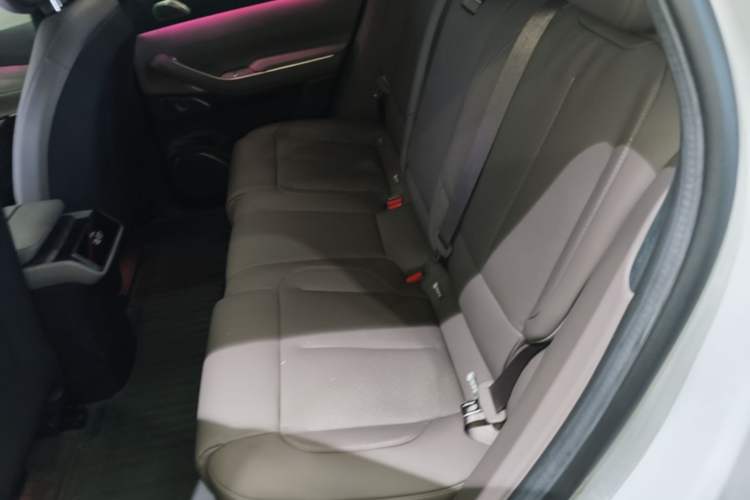 Used Nio ES7 2022 75 kWh Left Rear Seat