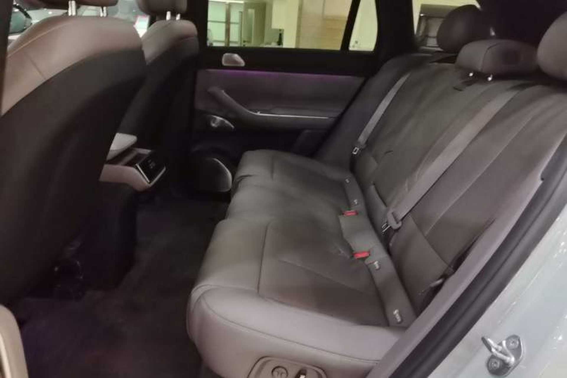 Used Nio ES7 2022 75 kWh Left Rear Seat