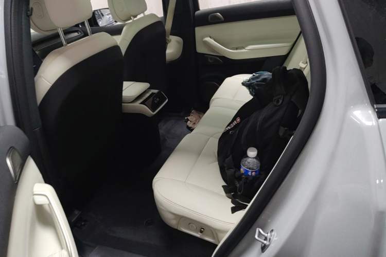 Used Nio ES7 2022 100kWh First Edition Left Rear Seat