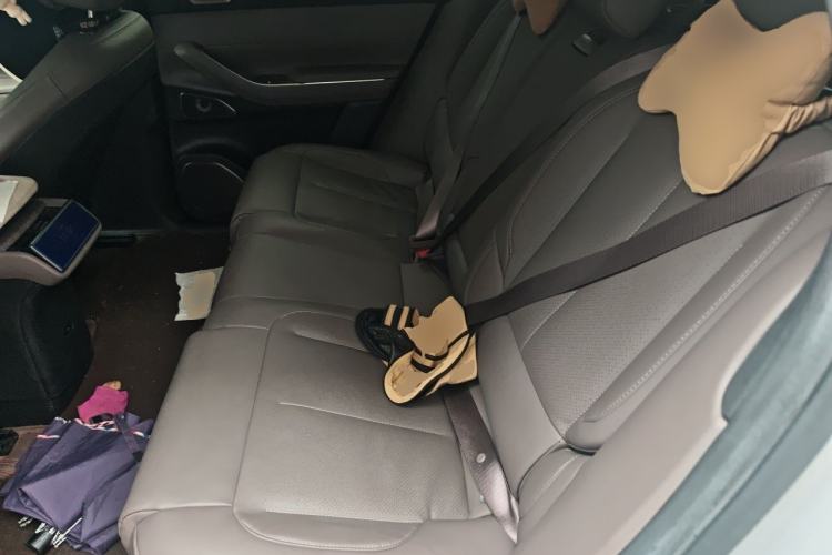 Used Nio ES7 2022 75 kWh Left Rear Seat