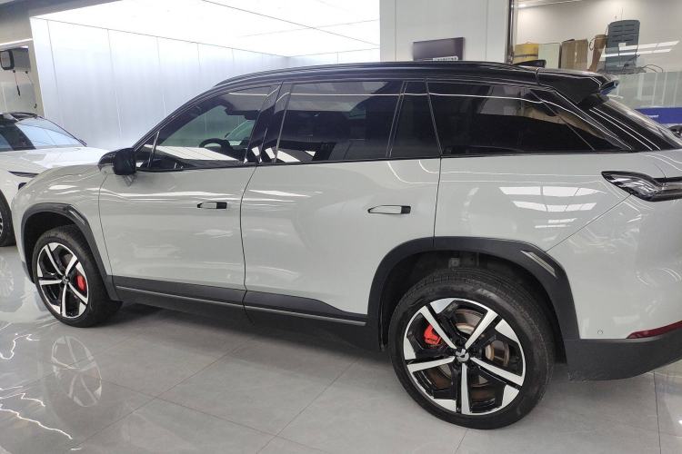 Used Nio ES7 2022 100 kWh Left Side