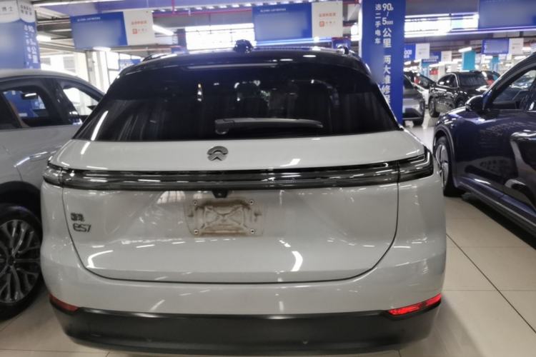Used Nio ES7 2022 100 kWh Rear