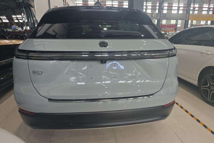 Used Nio ES7 2022 75 kWh Rear