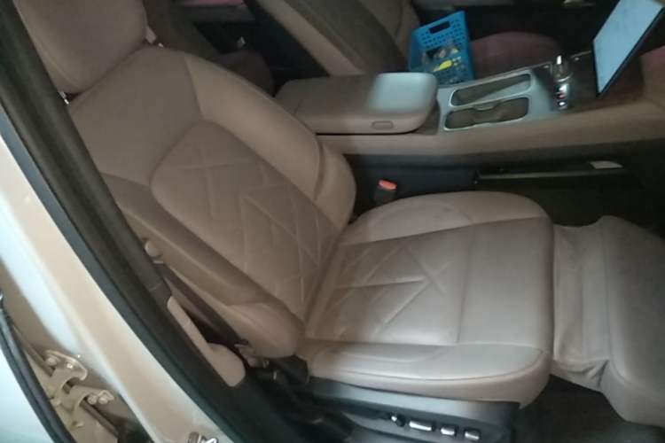 Used Nio ES7 2022 100kWh First Edition Right Front Seat