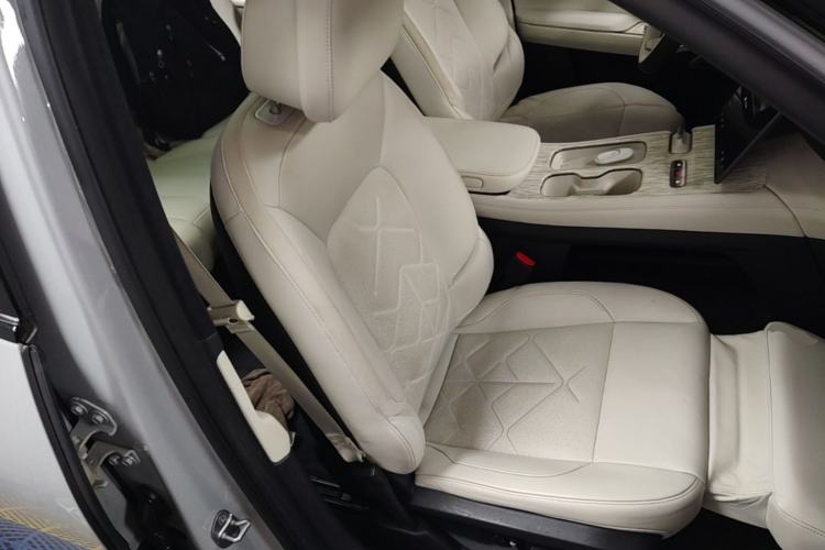 Used Nio ES7 2022 100kWh First Edition Right Front Seat