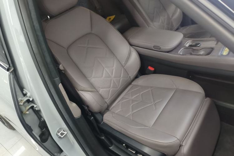 Used Nio ES7 2022 100kWh First Edition Right Front Seat