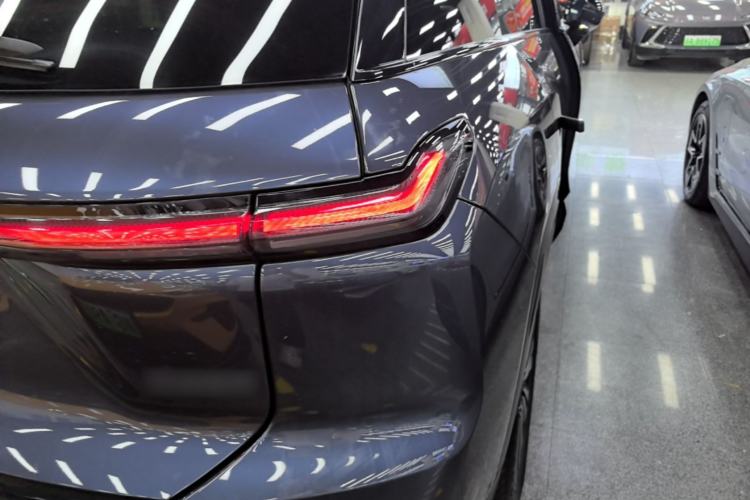 Used Nio ES7 2022 75 kWh Right Rear Taillight