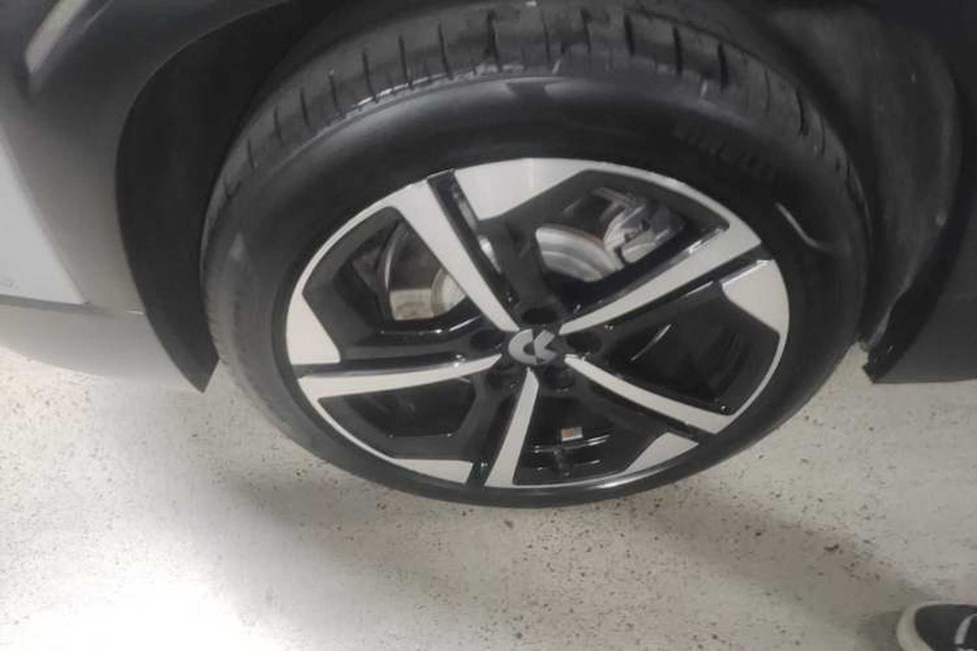 Used Nio ES7 2022 100kWh First Edition Right Rear Wheel Hub