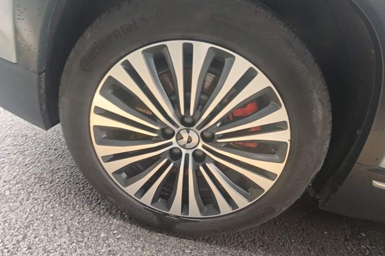 Used Nio ES7 2022 75 kWh Right Rear Wheel Hub