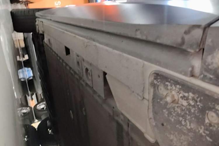 Used Nio ES7 2022 100kWh First Edition Right Side Sill