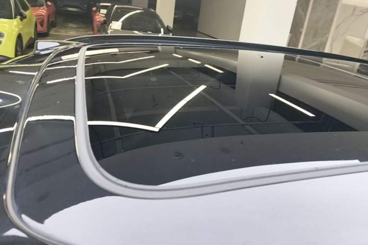 Used Nio ES7 2022 100 kWh Roof