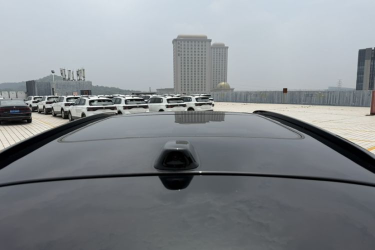 Used Nio ES7 2022 75 kWh Roof