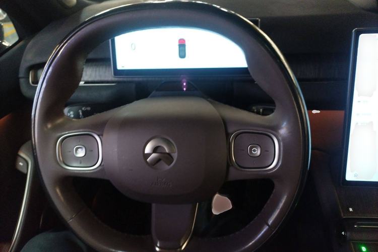 Used Nio ES7 2022 100kWh First Edition Steering Wheel