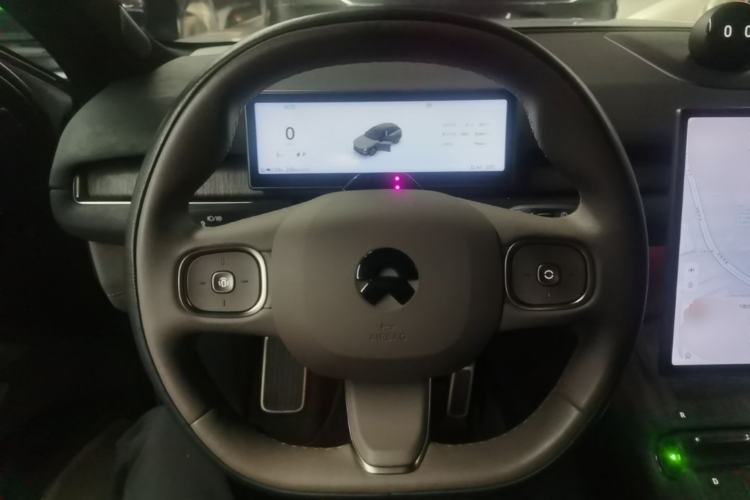 Used Nio ES7 2022 75 kWh Steering Wheel